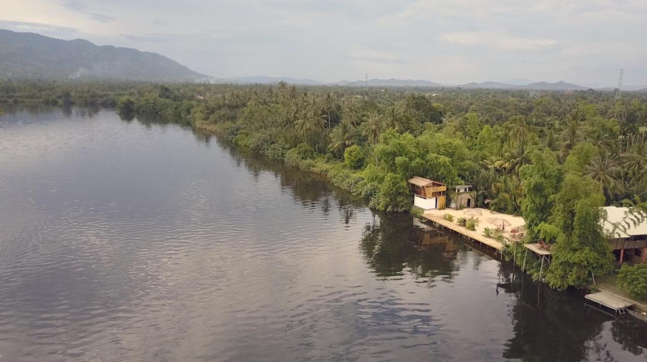 Sabay Beach Kampot Buitenkant foto